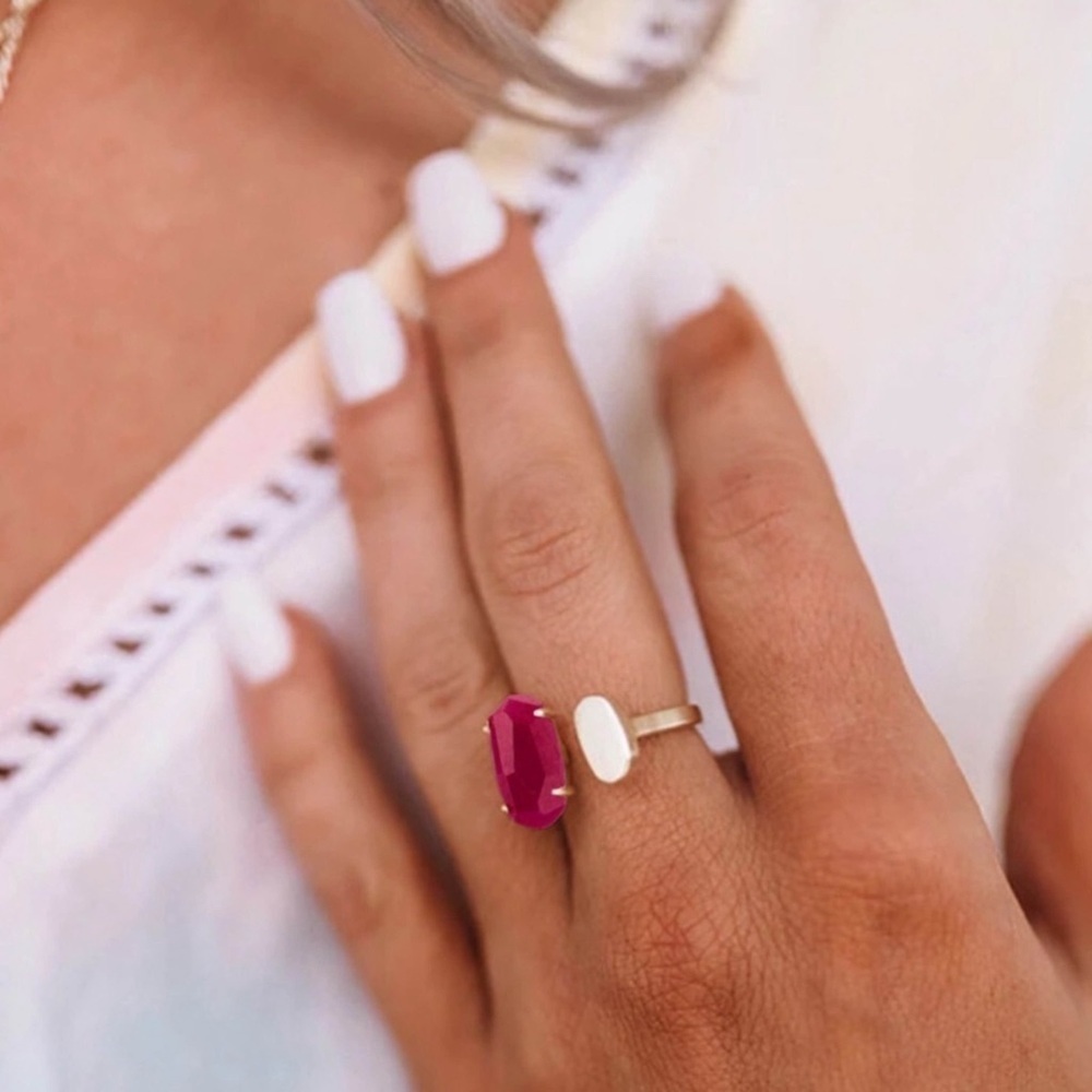 KENDRA SCOTT • Gold Adjustable One Size Fits All Pryde Maroon Jade Ring - Picture 2 of 7